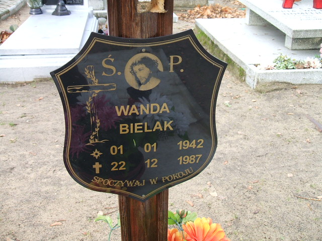 Wanda Bielak 1942 Namysłów - Grobonet - Wyszukiwarka osób pochowanych