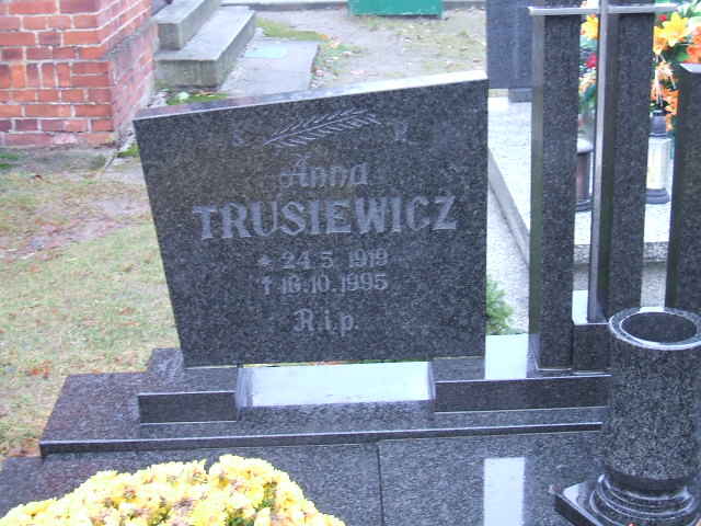 Anna Trusiewicz 1919 Namysłów - Grobonet - Wyszukiwarka osób pochowanych