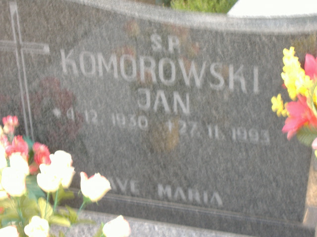 Grób KAZIMIERA KOMOROWSKA